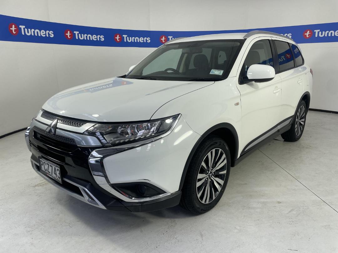 Photo '4' of Mitsubishi Outlander