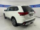 Thumbnail '5' of Mitsubishi Outlander