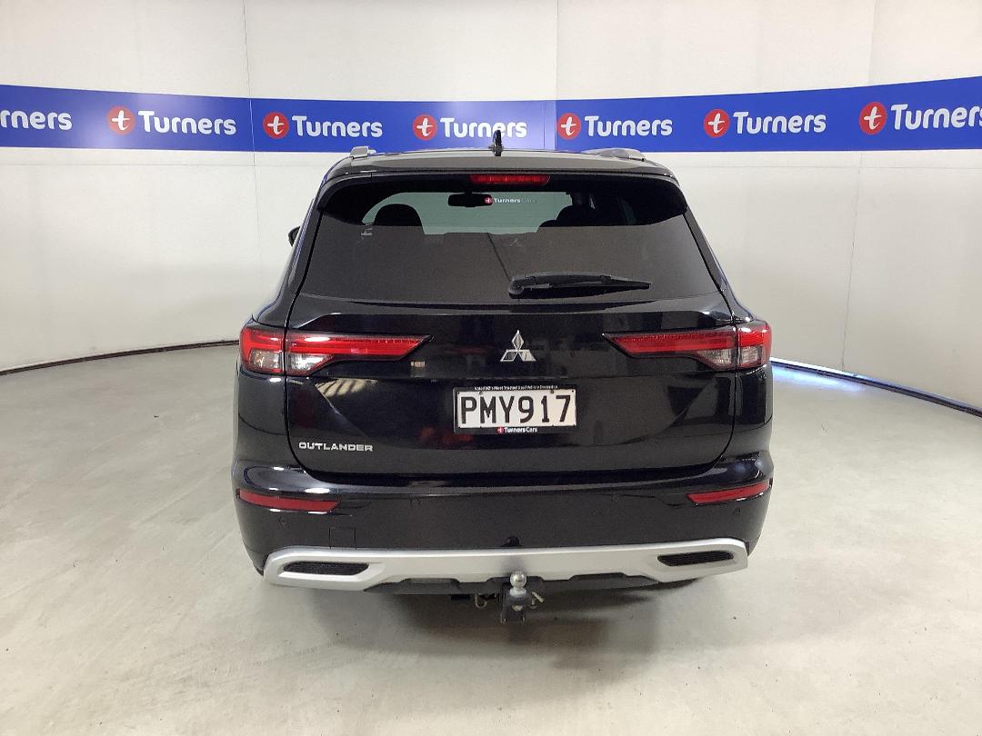 Photo '6' of Mitsubishi Outlander