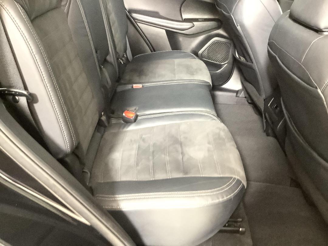 Photo '20' of Mitsubishi Outlander