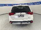 Thumbnail '6' of Mitsubishi Outlander