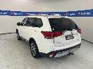 Thumbnail '5' of Mitsubishi Outlander