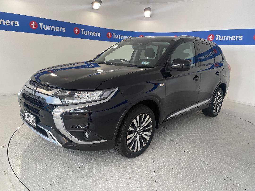 Photo '4' of Mitsubishi Outlander