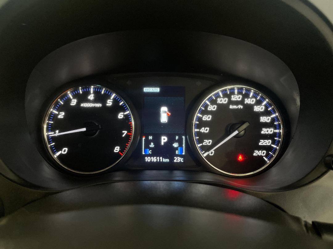 Photo '21' of Mitsubishi Outlander