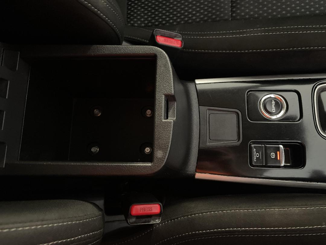 Photo '34' of Mitsubishi Outlander