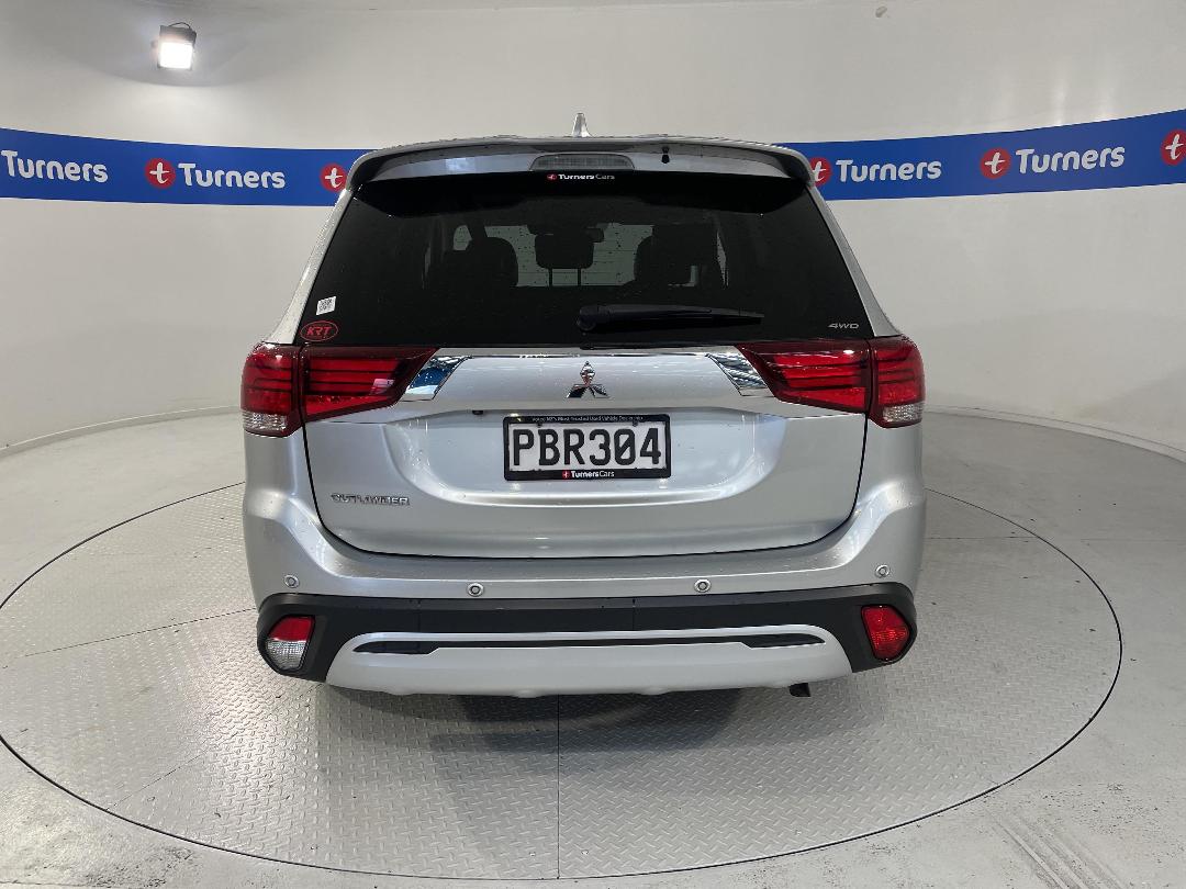 Photo '6' of Mitsubishi Outlander Photo '6' of Mitsubishi Outlander