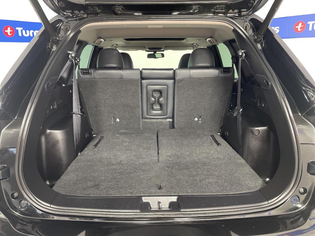 Photo '14' of Mitsubishi Outlander