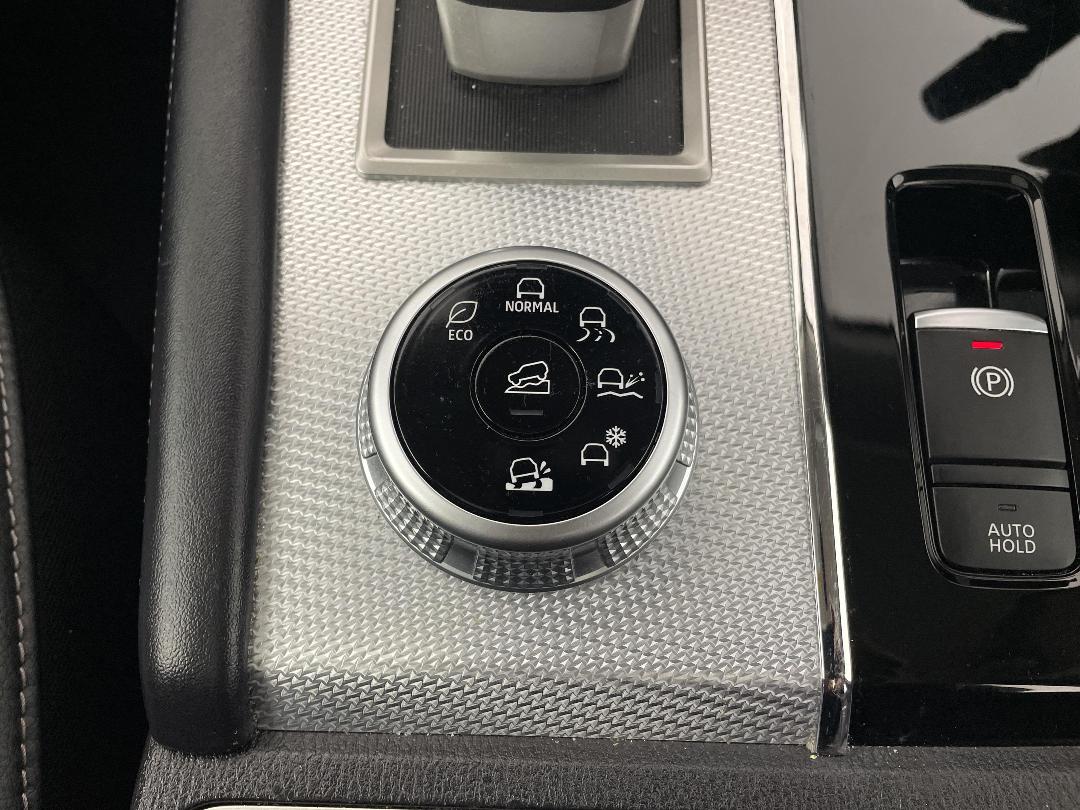 Photo '23' of Mitsubishi Outlander