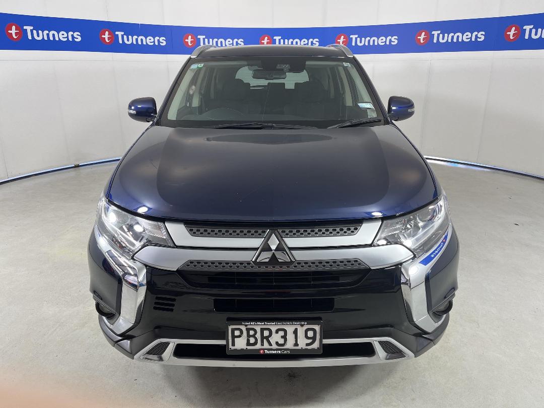 Photo '2' of Mitsubishi Outlander Photo '2' of Mitsubishi Outlander