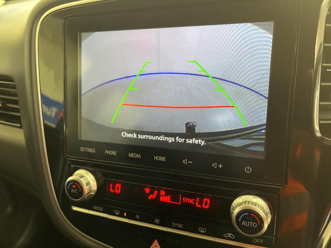 Photo '27' of Mitsubishi Outlander Photo '27' of Mitsubishi Outlander