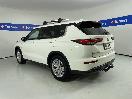 Thumbnail '5' of Mitsubishi Outlander