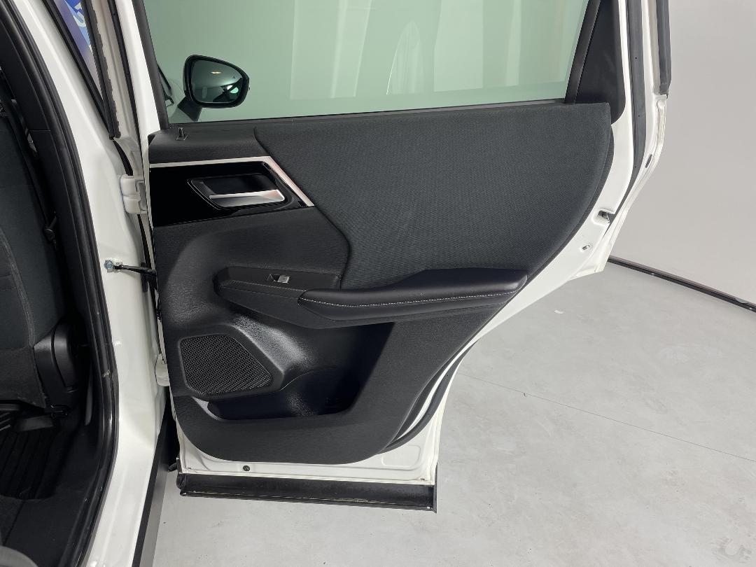 Photo '19' of Mitsubishi Outlander Photo '19' of Mitsubishi Outlander