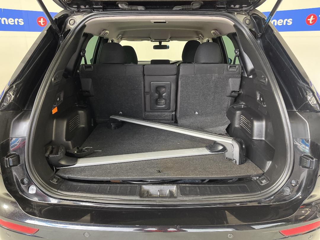 Photo '14' of Mitsubishi Outlander Photo '14' of Mitsubishi Outlander