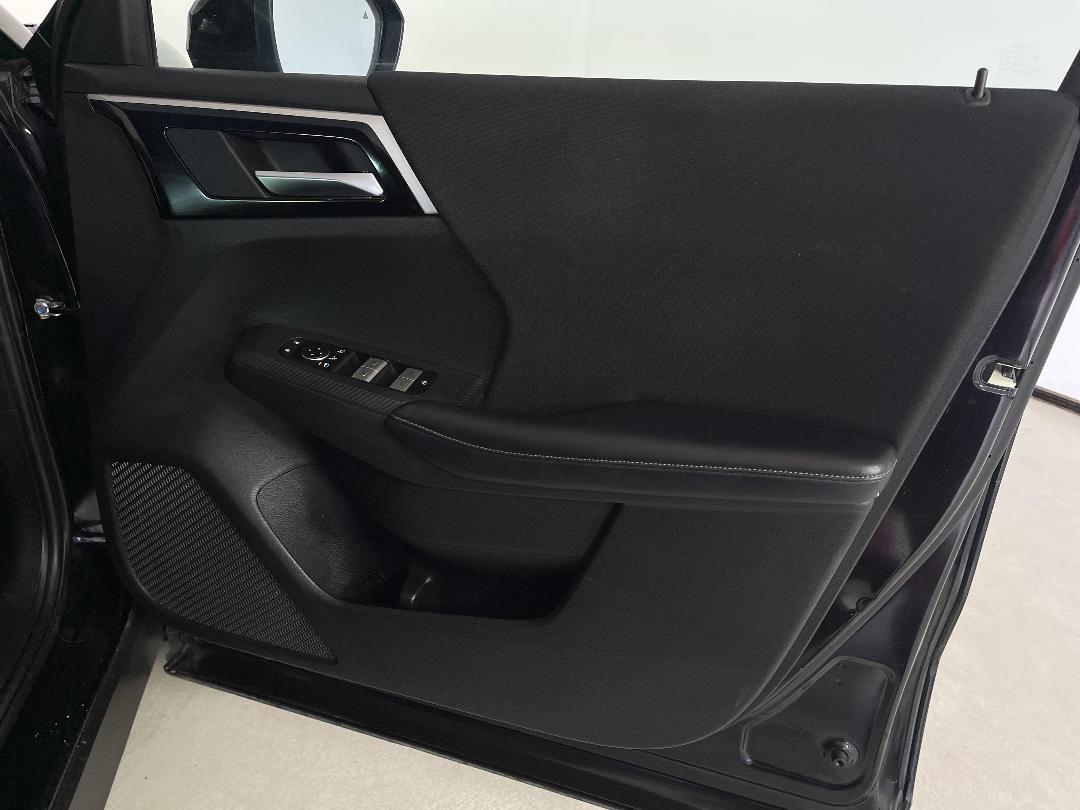 Photo '15' of Mitsubishi Outlander Photo '15' of Mitsubishi Outlander