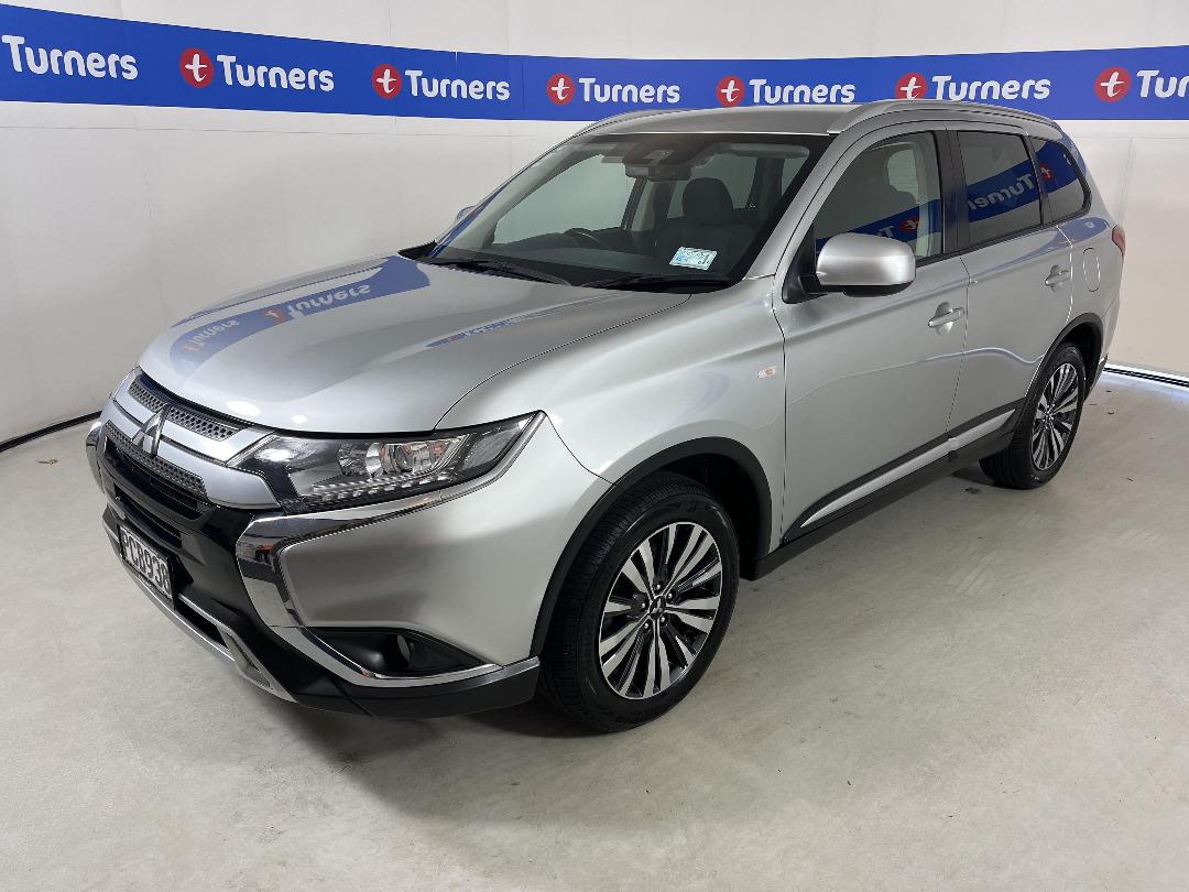 Photo '4' of Mitsubishi Outlander Photo '4' of Mitsubishi Outlander