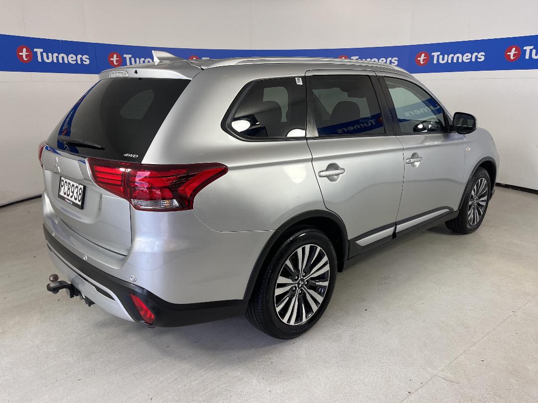 Photo '7' of Mitsubishi Outlander Photo '7' of Mitsubishi Outlander