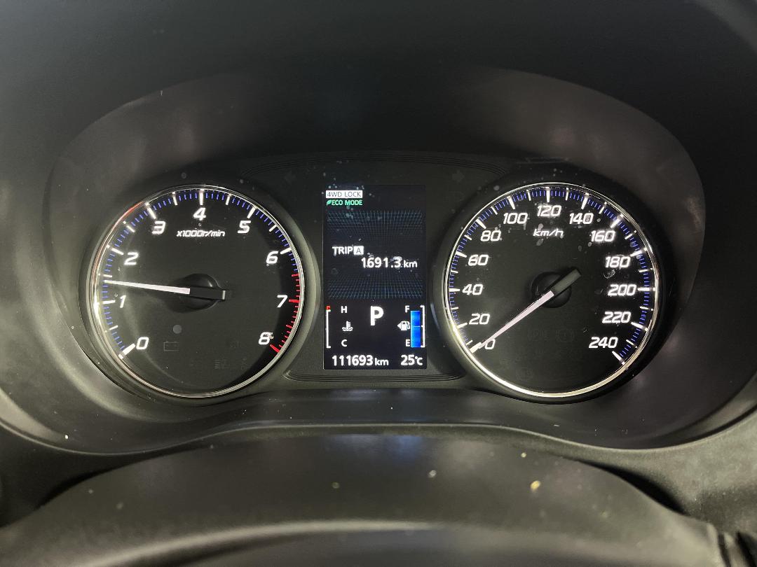 Photo '21' of Mitsubishi Outlander Photo '21' of Mitsubishi Outlander