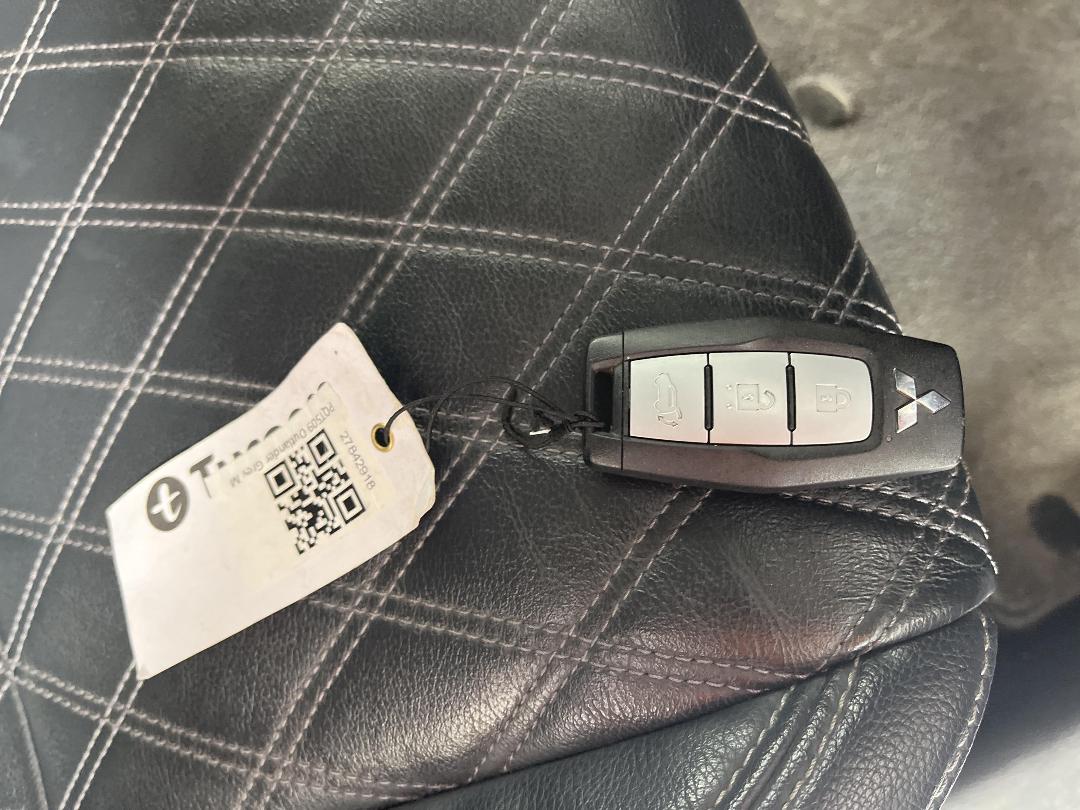 Photo '22' of Mitsubishi Outlander Photo '22' of Mitsubishi Outlander