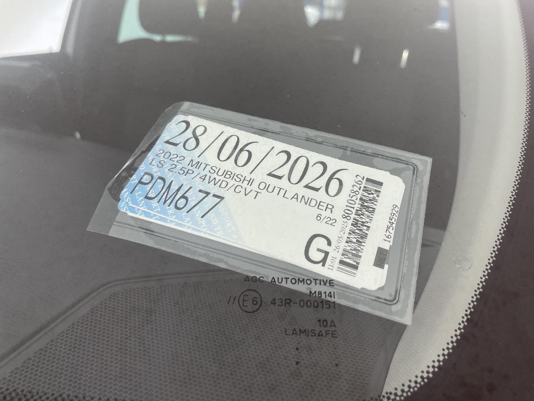 Photo '34' of Mitsubishi Outlander