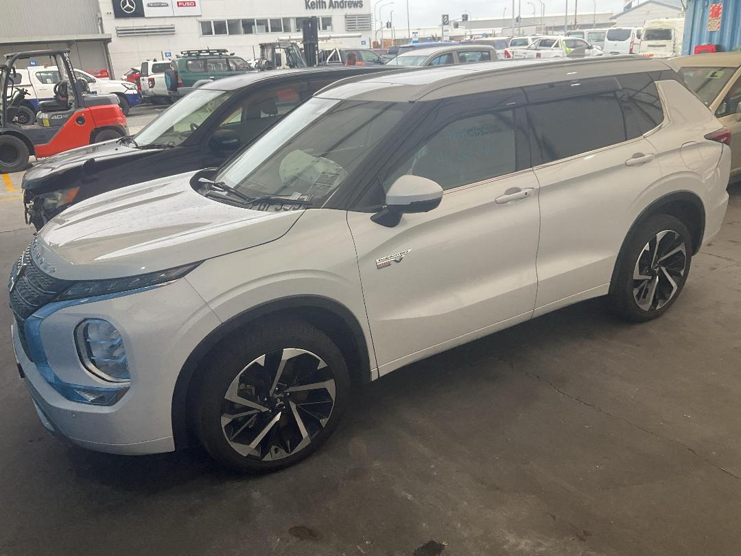 Photo '5' of Mitsubishi Outlander VRX