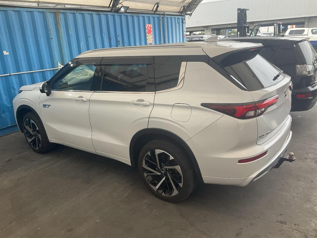 Photo '8' of Mitsubishi Outlander VRX