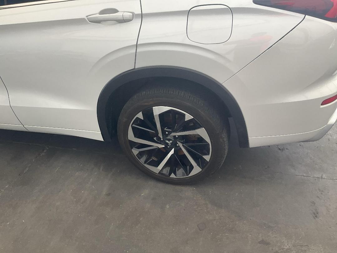 Photo '9' of Mitsubishi Outlander VRX