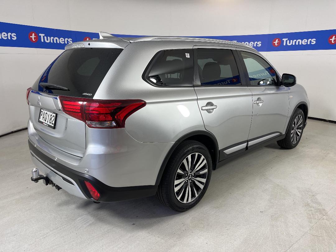 Photo '7' of Mitsubishi Outlander Photo '7' of Mitsubishi Outlander