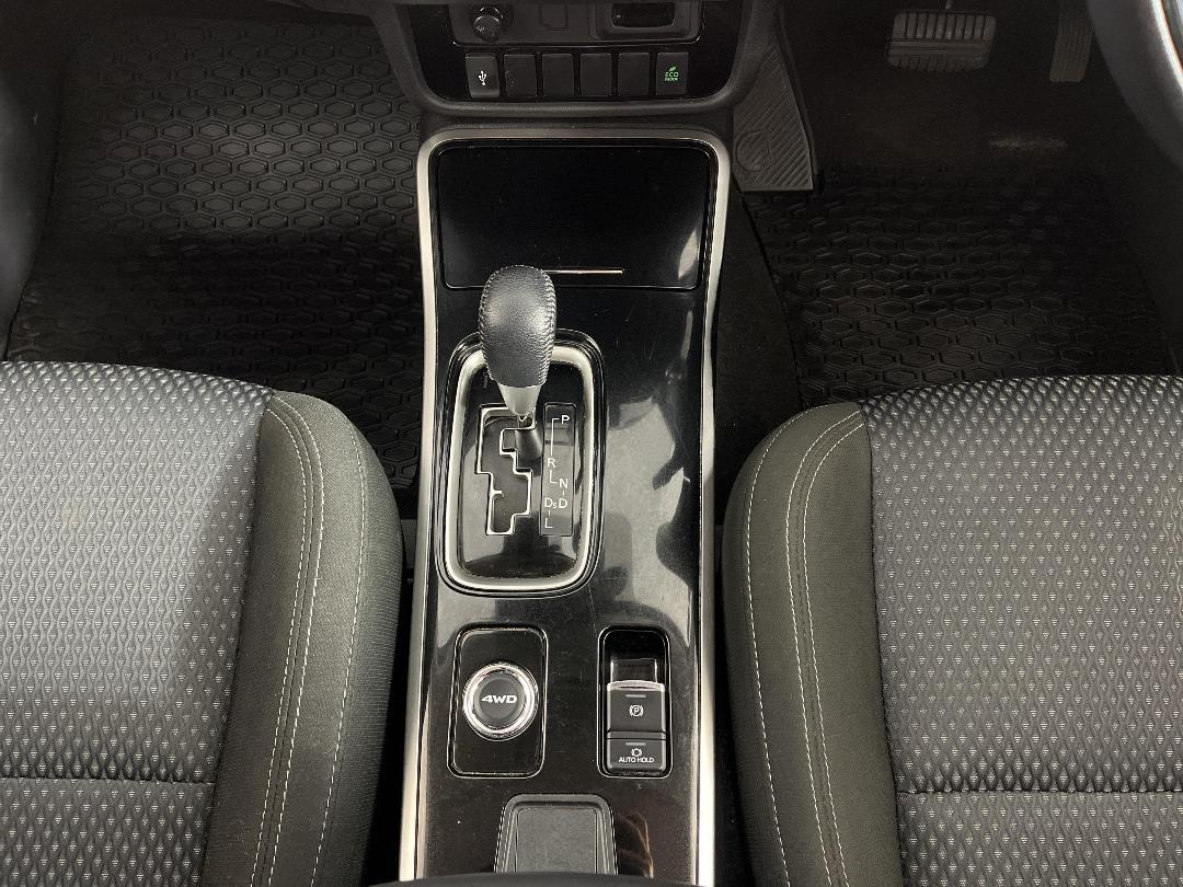 Photo '18' of Mitsubishi Outlander Photo '18' of Mitsubishi Outlander