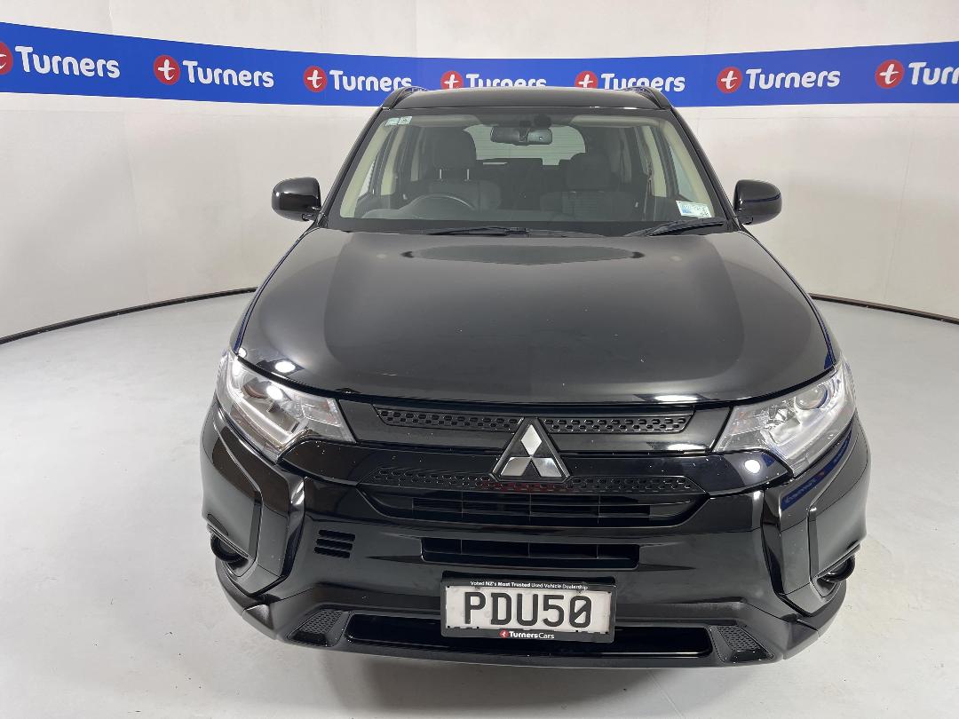 Photo '2' of Mitsubishi Outlander Photo '2' of Mitsubishi Outlander