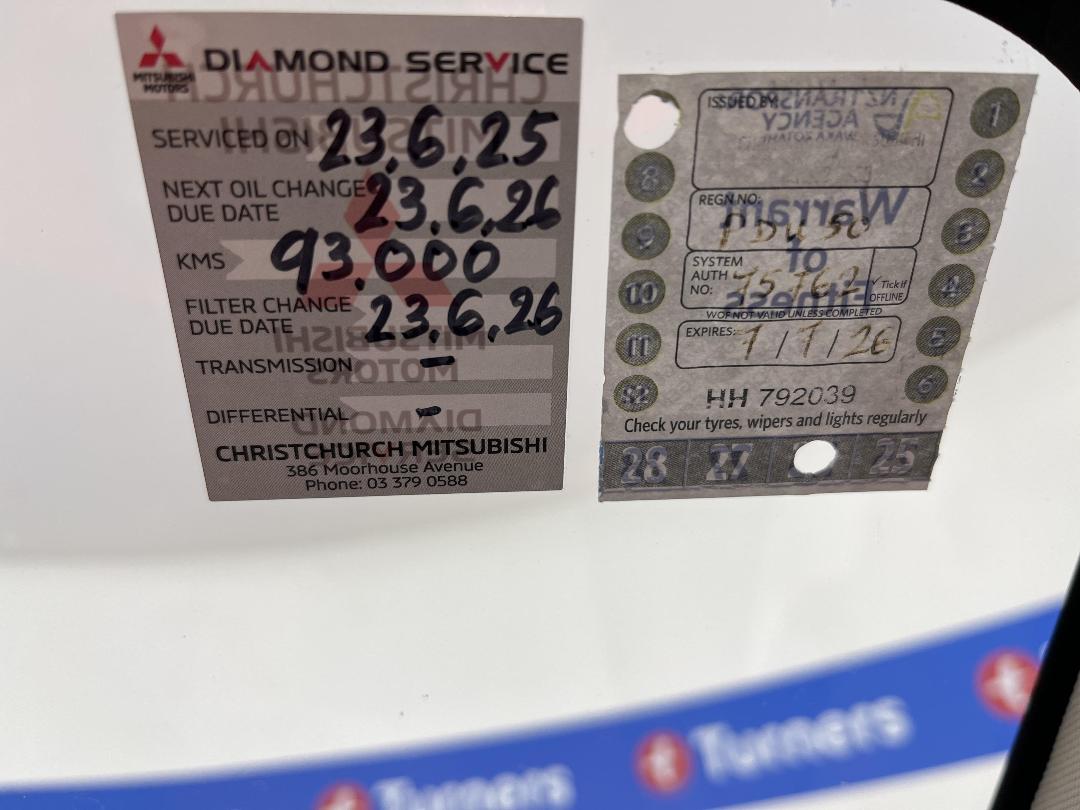 Photo '24' of Mitsubishi Outlander Photo '24' of Mitsubishi Outlander