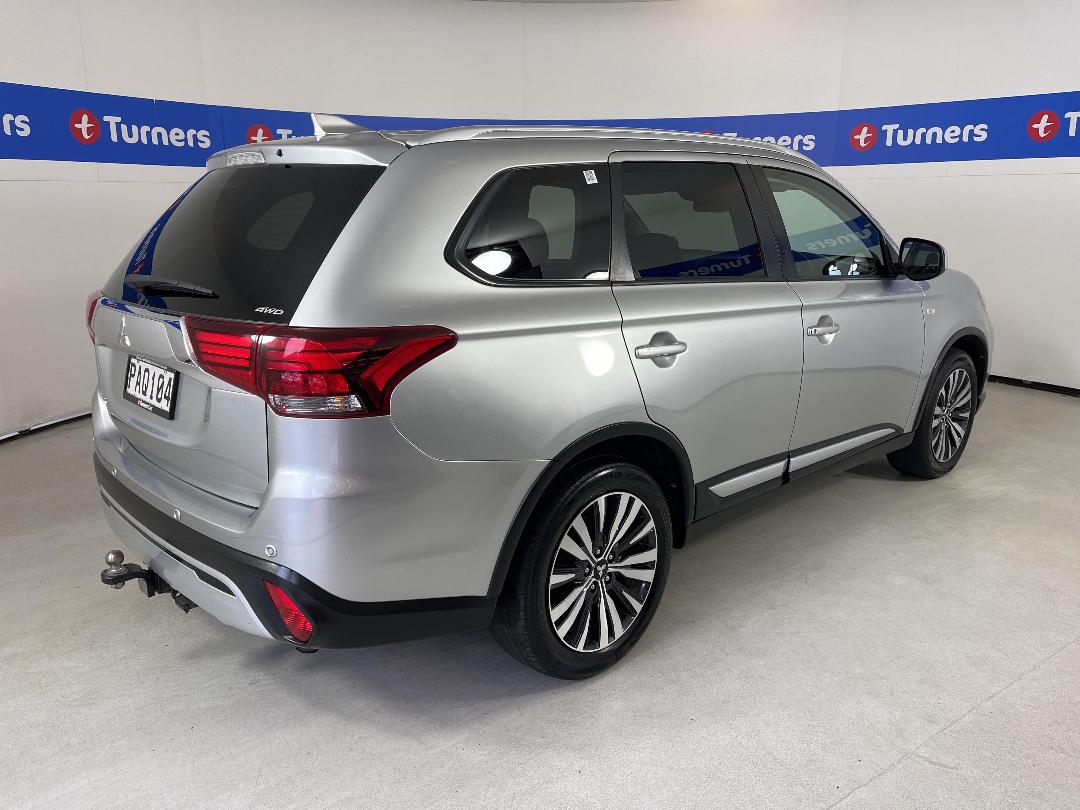 Photo '7' of Mitsubishi Outlander Photo '7' of Mitsubishi Outlander