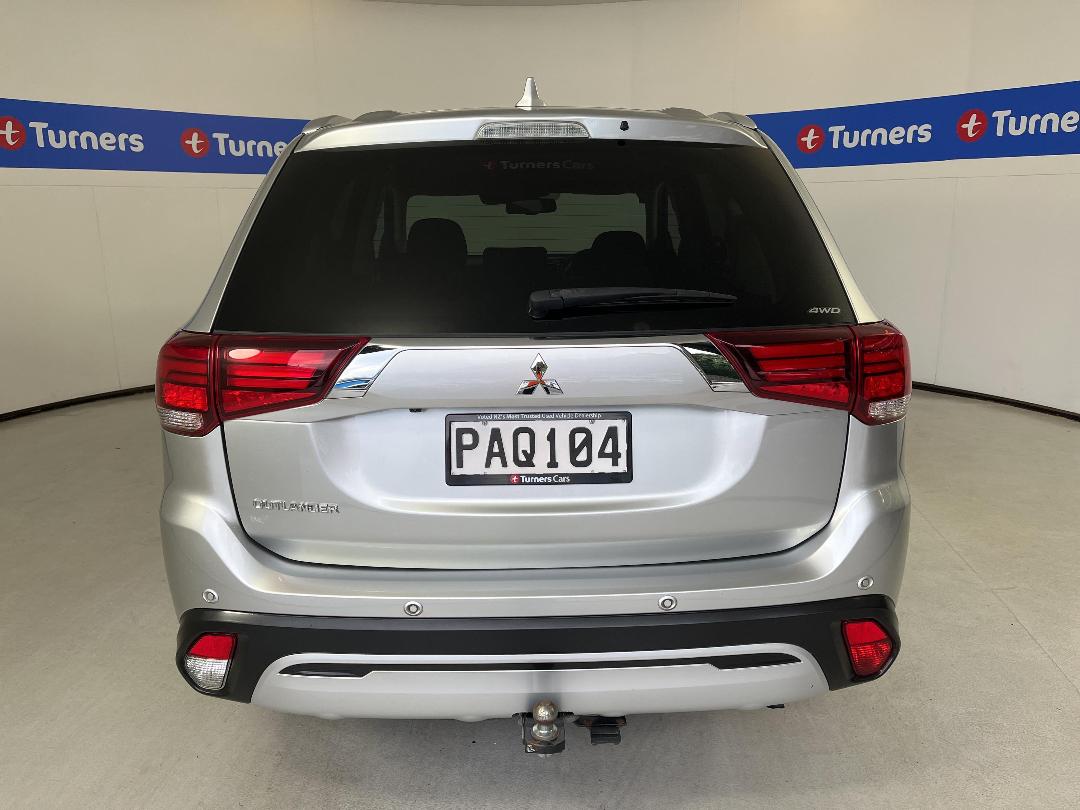 Photo '6' of Mitsubishi Outlander Photo '6' of Mitsubishi Outlander