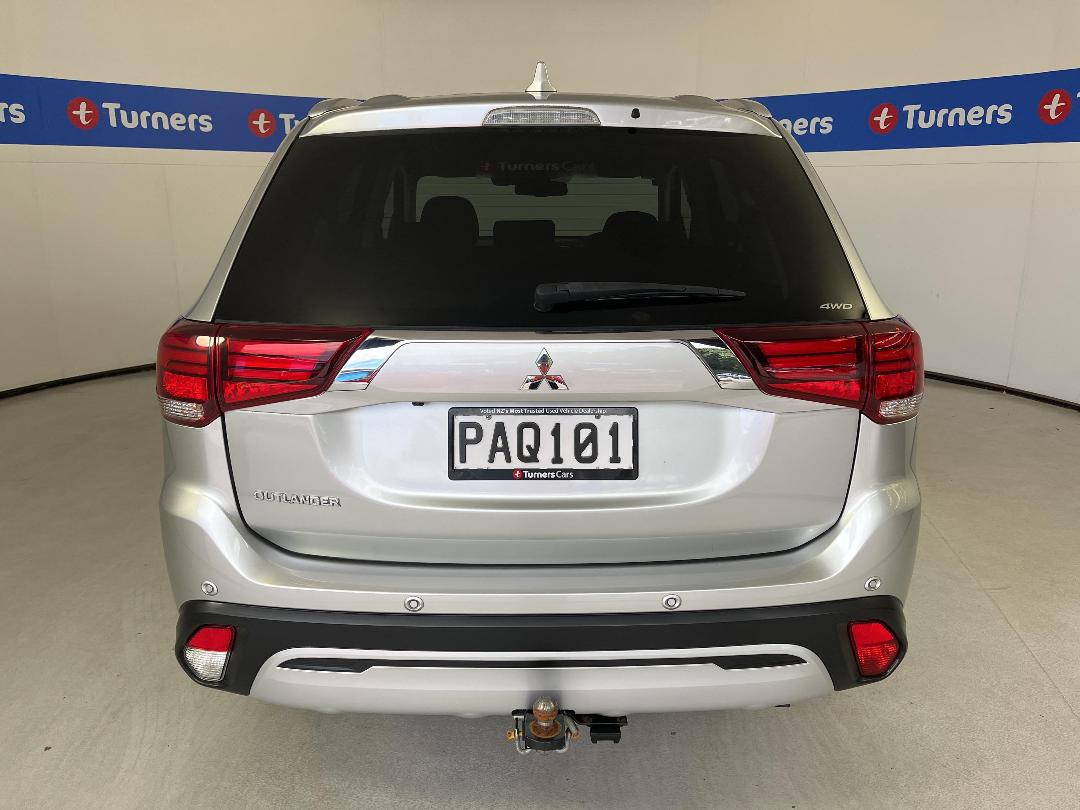 Photo '6' of Mitsubishi Outlander Photo '6' of Mitsubishi Outlander