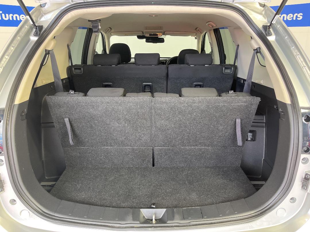 Photo '14' of Mitsubishi Outlander Photo '14' of Mitsubishi Outlander