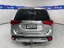 Thumbnail '6' of Mitsubishi Outlander
