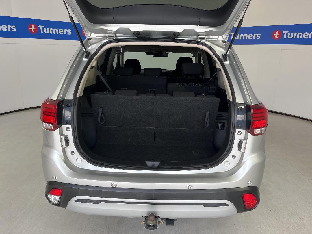 Photo '14' of Mitsubishi Outlander Photo '14' of Mitsubishi Outlander