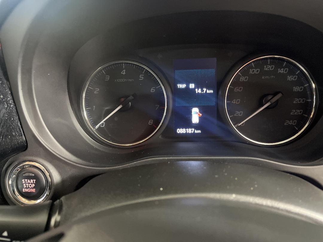 Photo '21' of Mitsubishi Outlander Photo '21' of Mitsubishi Outlander