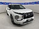 Thumbnail '1' of Mitsubishi Outlander