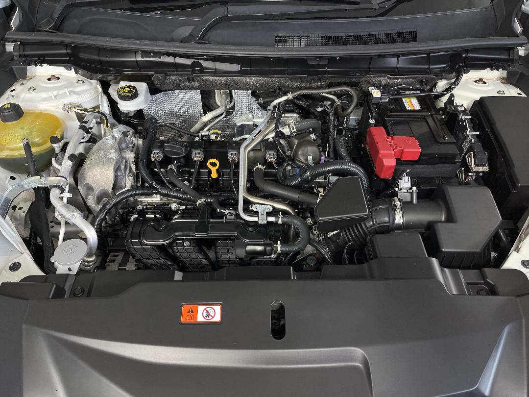 Photo '13' of Mitsubishi Outlander