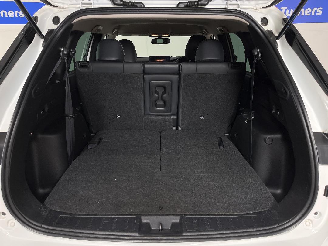 Photo '14' of Mitsubishi Outlander