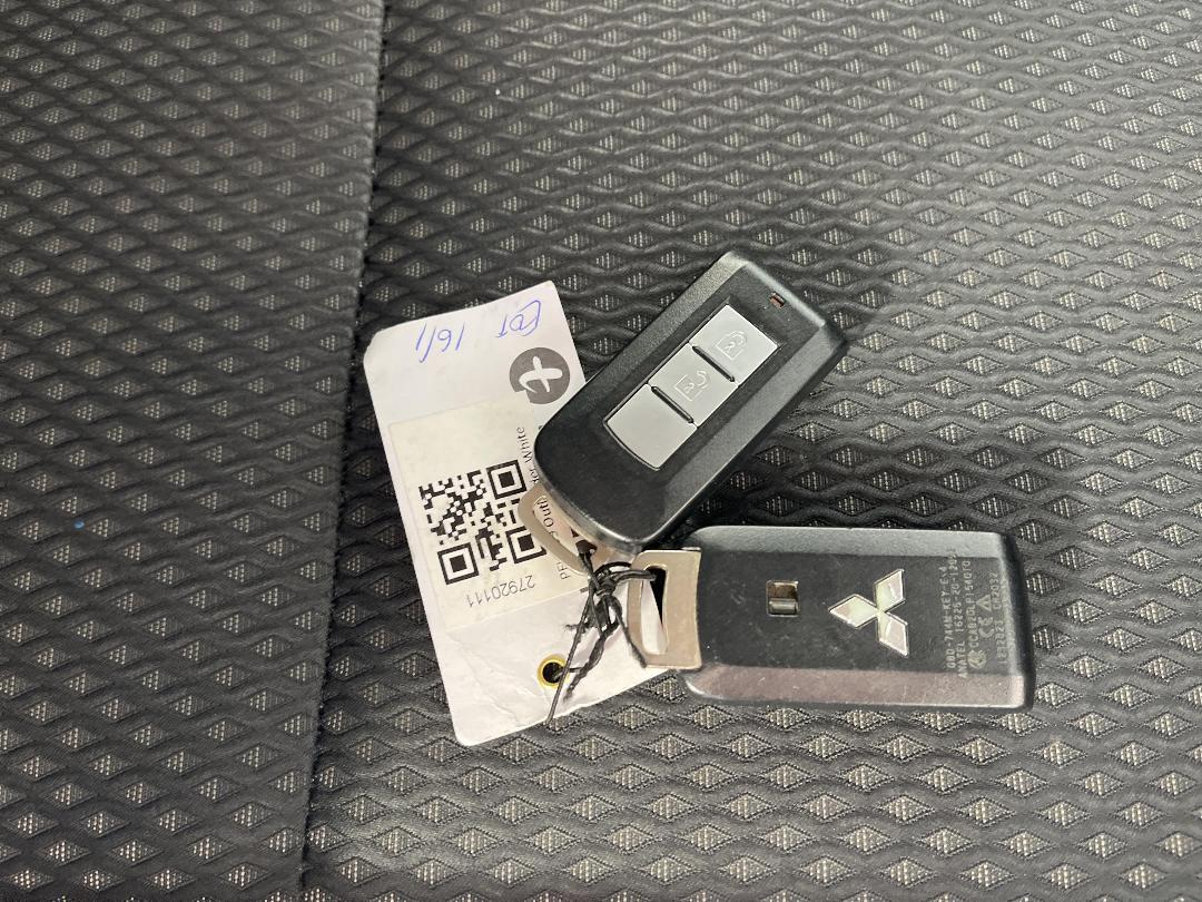 Photo '22' of Mitsubishi Outlander Photo '22' of Mitsubishi Outlander