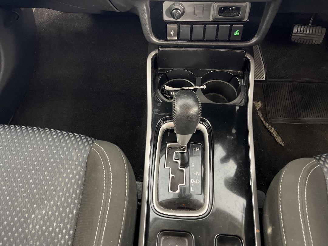 Photo '18' of Mitsubishi Outlander Photo '18' of Mitsubishi Outlander