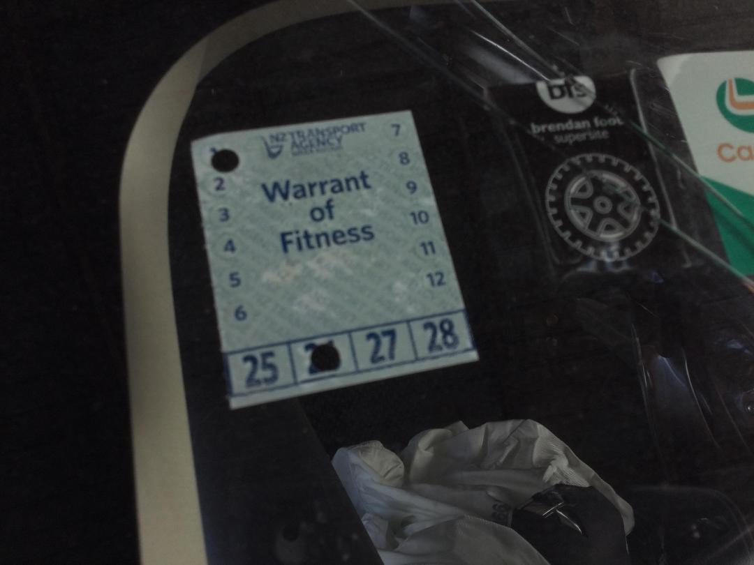 Photo '17' of Mitsubishi Outlander LS Photo '17' of Mitsubishi Outlander LS