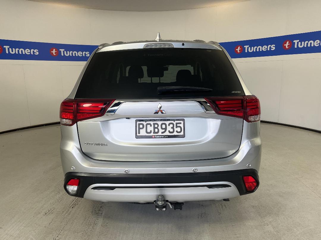 Photo '6' of Mitsubishi Outlander Photo '6' of Mitsubishi Outlander