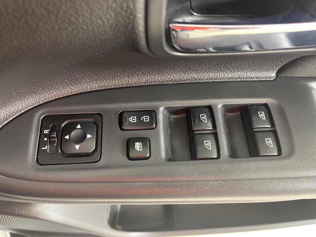 Photo '24' of Mitsubishi Outlander Photo '24' of Mitsubishi Outlander