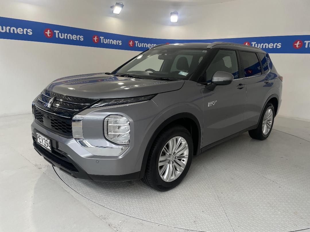 Photo '4' of Mitsubishi Outlander