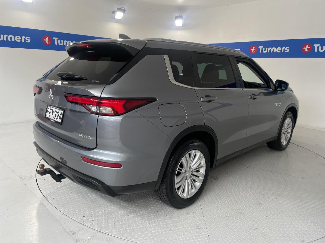 Photo '7' of Mitsubishi Outlander