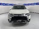 Thumbnail '2' of Mitsubishi Outlander