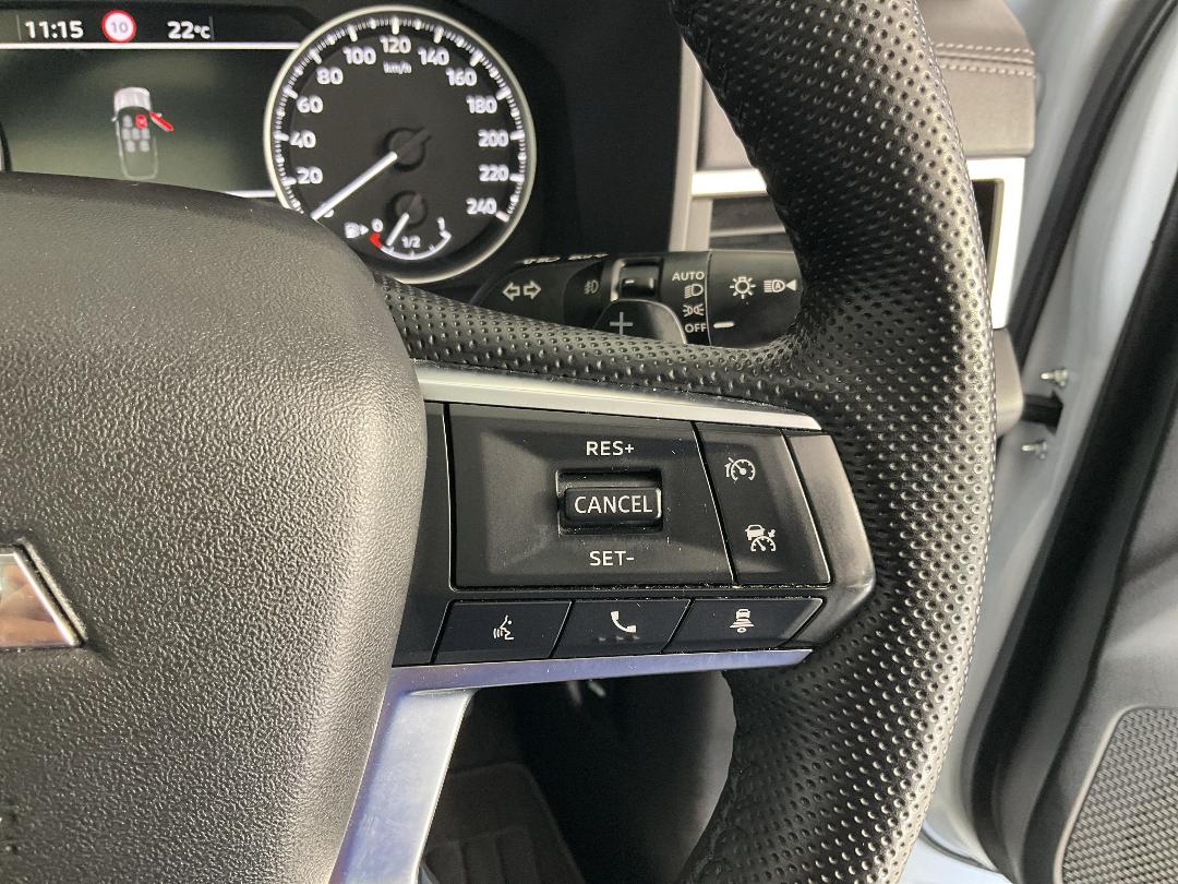 Photo '28' of Mitsubishi Outlander Photo '28' of Mitsubishi Outlander