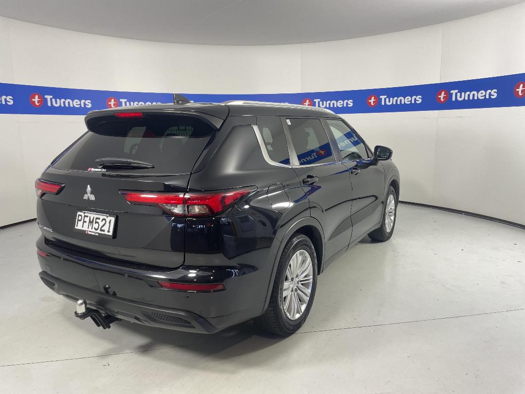 Photo '7' of Mitsubishi Outlander Photo '7' of Mitsubishi Outlander